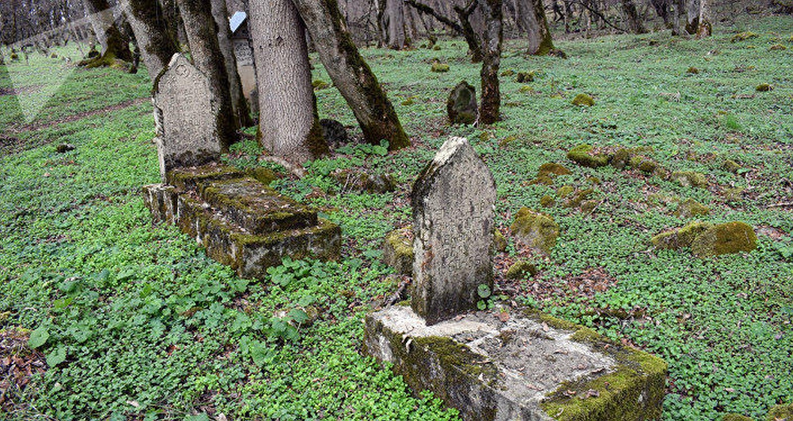 Khazra村墓碑-小型张