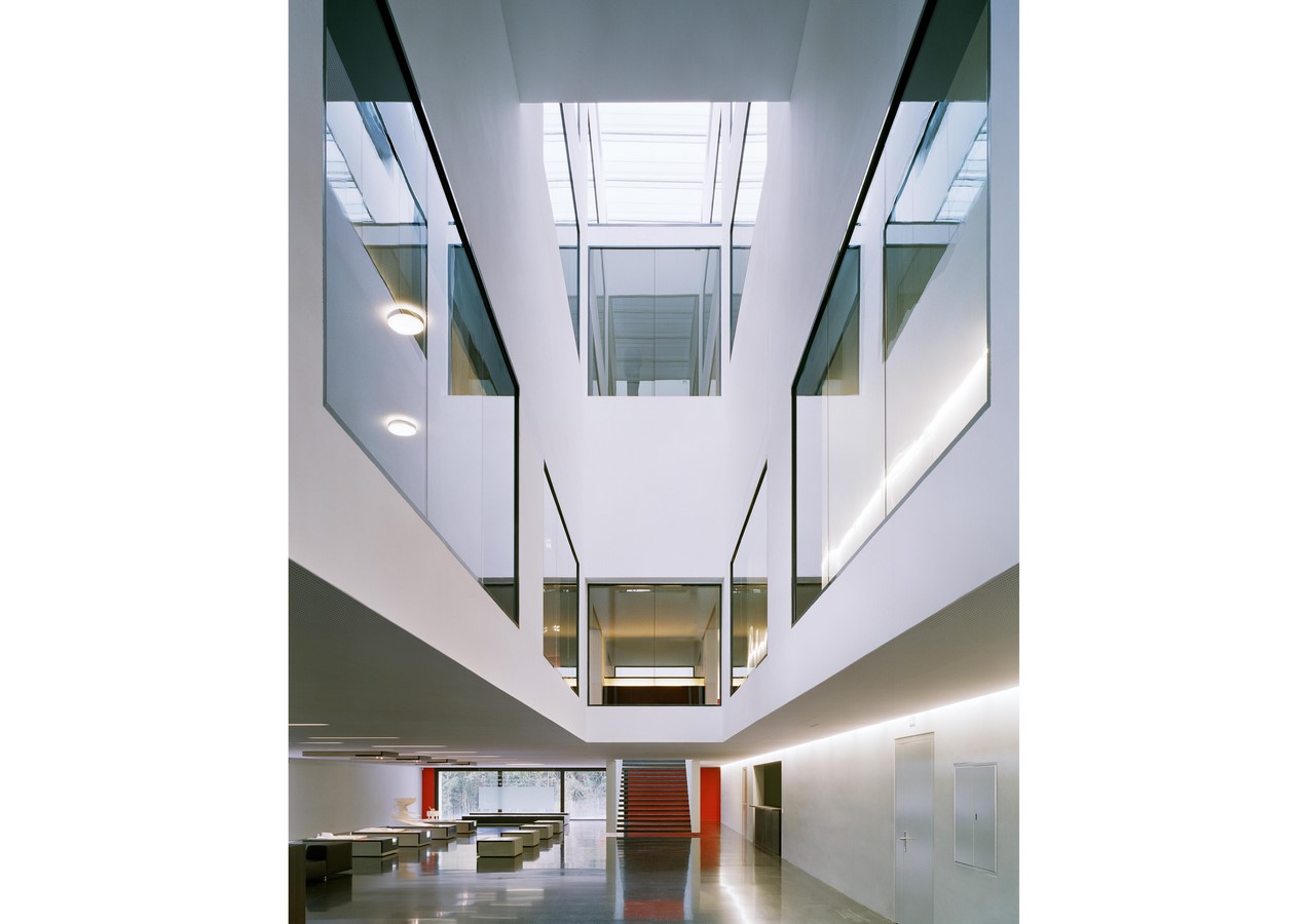 喜利得培训中心和东办公室由Baumschlager Eberle Architekten设计- Sheet4