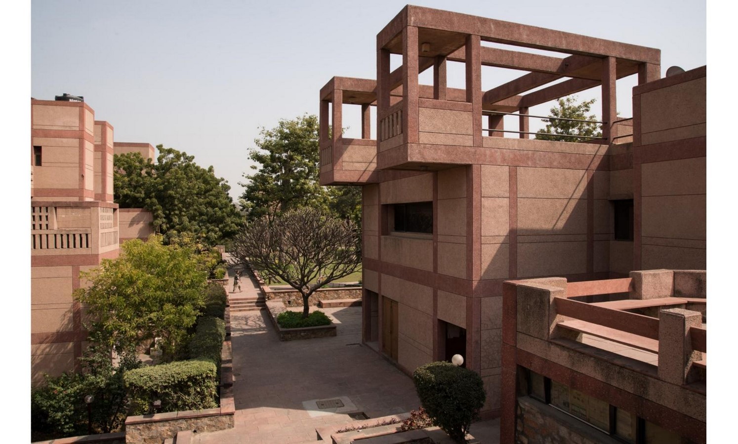 Raj Rewal:结合现代主义与传统印度建筑的建筑师- Sheet3