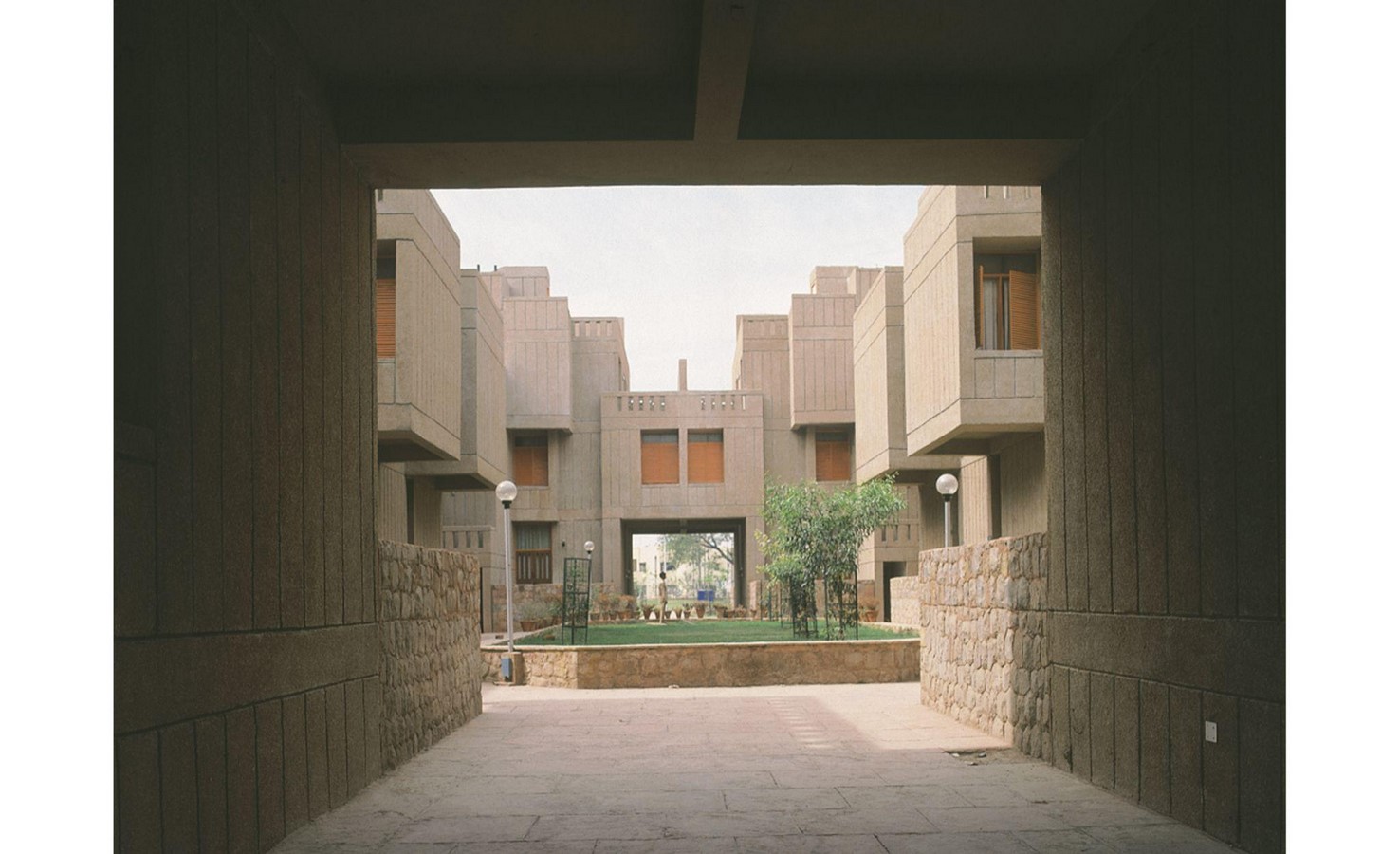 Raj Rewal:结合现代主义与传统印度建筑的建筑师- Sheet5
